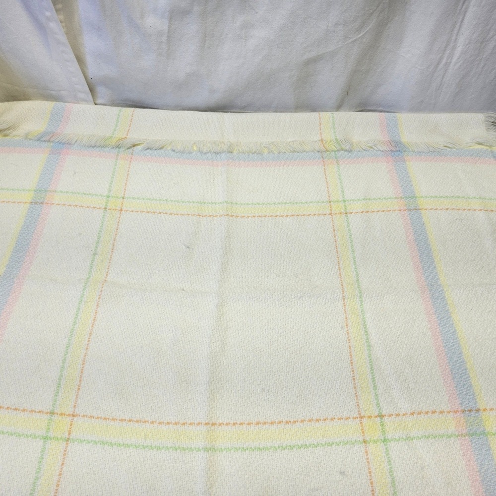 The Three‎ Weavers Handwoven Baby Blanket Kids Cream Pastel Plaid Fringed Orlon